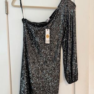 Elegant Black Sequin One-Shoulder Dress
